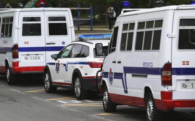 Imagen de archivo de un despligue policial de la Ertzaintza