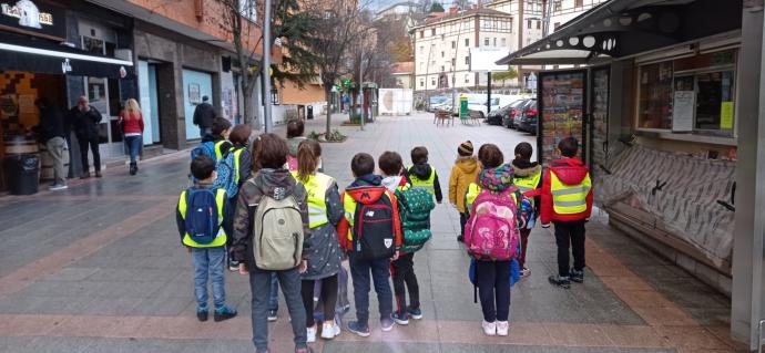 El objetivo primordial de Eskola Bideak es que los alumnos sean autónomos y puedan ir solos al colegio por caminos seguros.