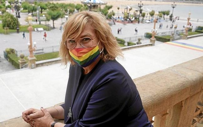 Cristina Lagé: "Esperamos que en agosto comience a llegar el turista de Estados Unidos, ya se han hecho algunas reservas"