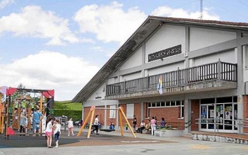 Arabako ikastetxe baten artxiboko-irudia. Argazkia: Araceli Oiarzabal