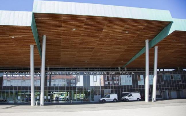Estación de autobuses de Vitoria. Estación de autobuses de Vitoria.