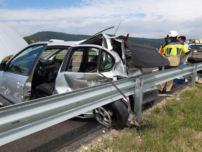 Coche accidentado