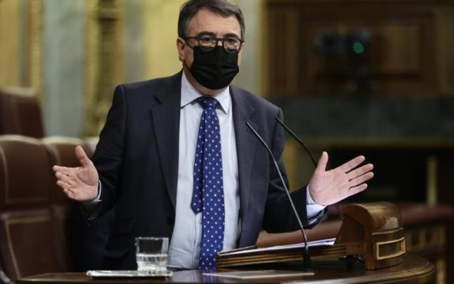 Aitor Esteban, portavoz del PNV, el pasado jueves durante su intervención en el Congreso.