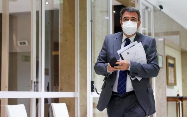 Esteban en los pasillos del Congreso.