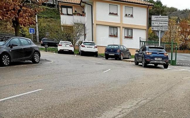 Zona alta de Arieta con la entrada al colegío público Remontival.