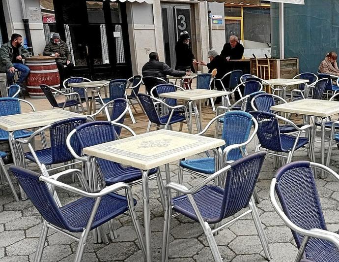 La nueva ordenanza normalizará el uso de terrazas de los establecimientos de Estella.