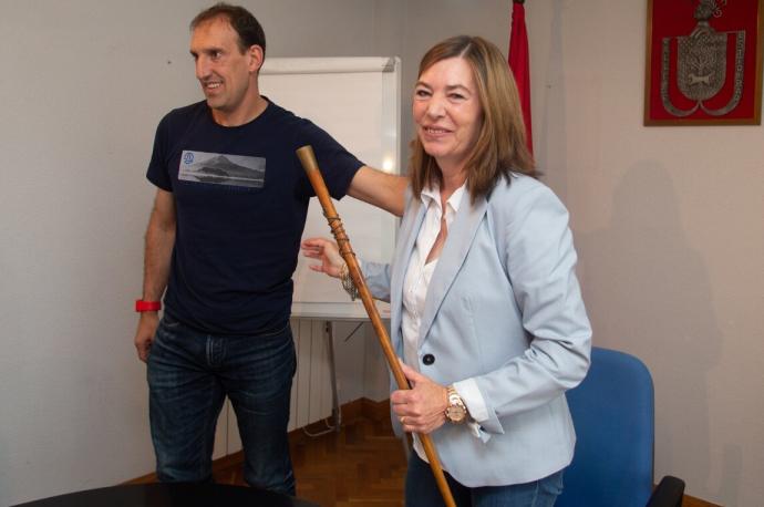 Gastesi y Añón, en la toma de posesión de esta última como alcaldesa tras las elecciones de 2019.