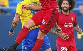 Cádiz-Osasuna: el estilo y la épica