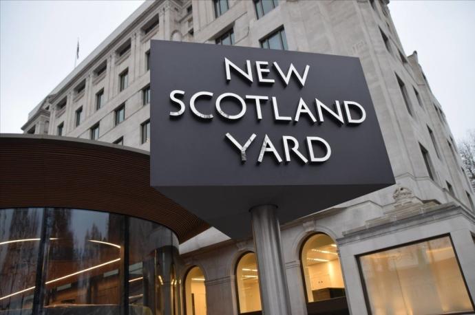 Scotland Yard precisa que los hechos ocurrieron en Londres y que "hay una investigación en curso".