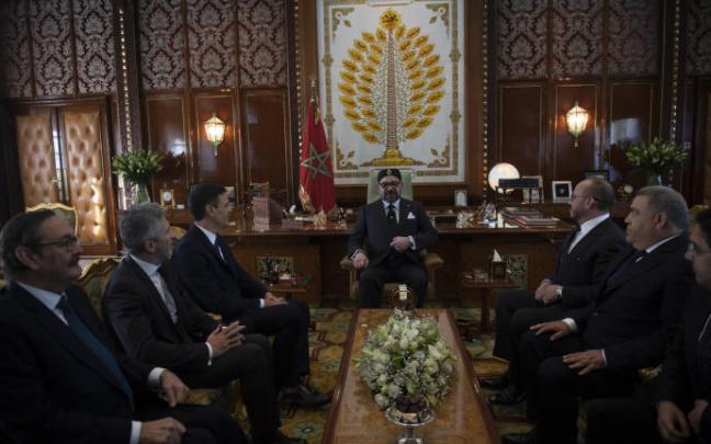 El presidente del Gobierno español, Pedro Sánchez, en una reunión con Mohamed VI en 2018.