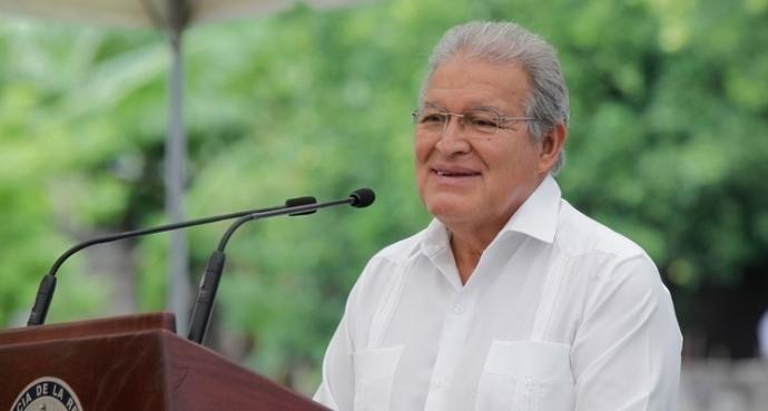 Salvador Sánchez Cerén en un acto público en 2014