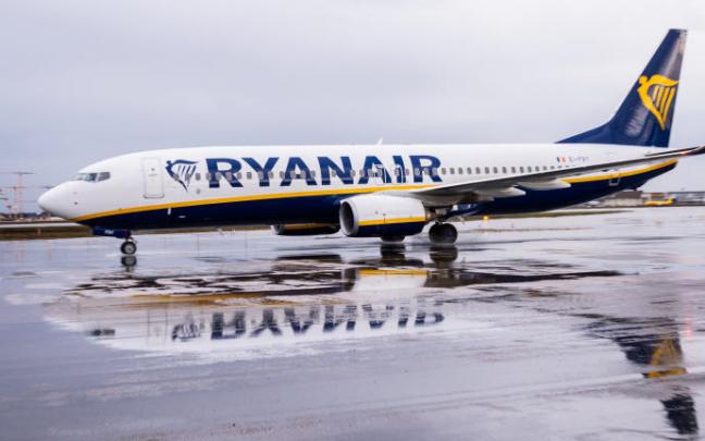 OCU lanza una campaña para reclamar judicialmente por las cláusulas abusivas de Ryanair OCU lanza una campaña para reclamar judicialmente por las cláusulas abusivas de Ryanair
