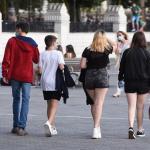 Imagen de archivo de varios adolescentes.