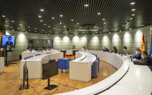 Reunión de la Comisión Tripartita que estudia la prórroga de los ERTE.