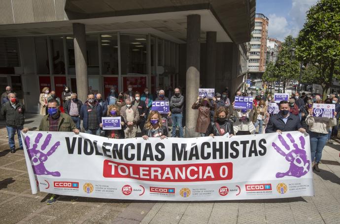 Foto de archivo de una manifestación en contra de la violencia machista en. (Oviedo, Asturias)
