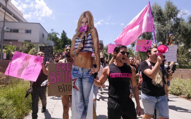 Protestas en apoyo del movimiento 'Free Britney'. Protestas en apoyo del movimiento 'Free Britney'.