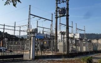 Una Instalación de una compañía eléctrica Una Instalación de una compañía eléctrica