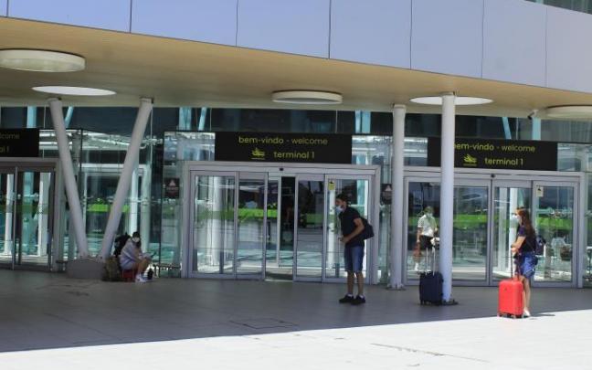 Aeropuerto Humberto Delgado de Lisboa Aeropuerto Humberto Delgado de Lisboa