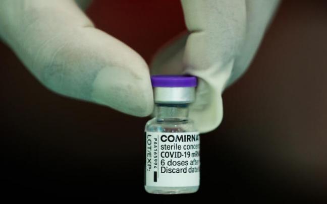 Dosis de la vacuna Pfizer-BioNTech Dosis de la vacuna Pfizer-BioNTech