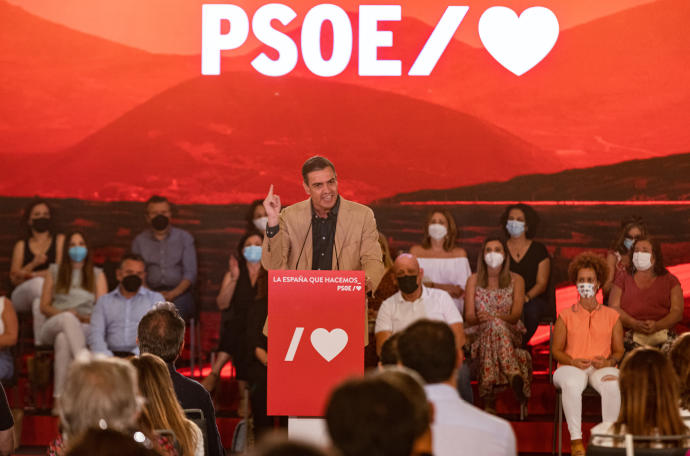 Pedro Sánchez durante su intervención en un acto en Sevilla