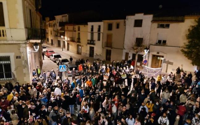 Concentración para condenar la agresión sexual a la menor en Igualada (Barcelona).