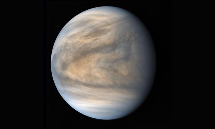 Imagen en falso color de la cubierta de nubes sulfurosas de Venus.