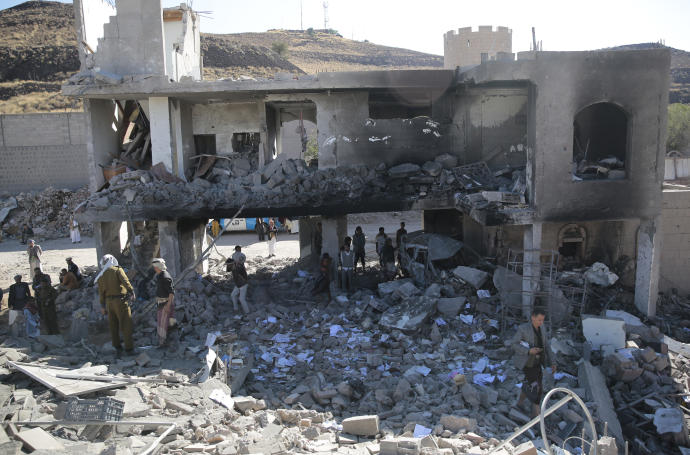 Edificio bombardeado por Arabia Saudí.