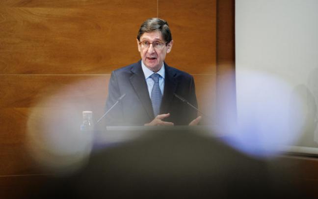 El juez considera la declaración de Goirigolzarri como "útil y necesaria".