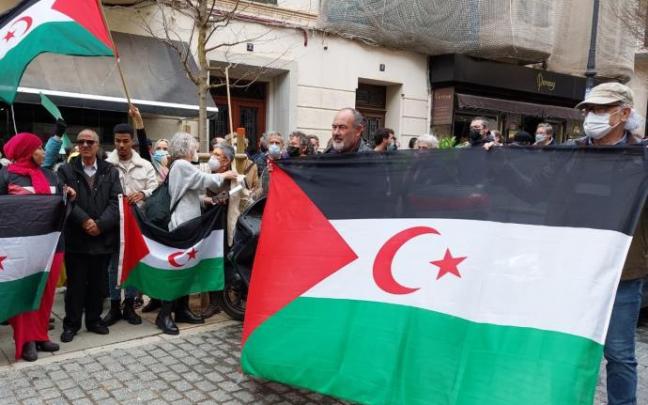 Concentración contra el cambio de postura del Gobierno español respecto al Sahara.