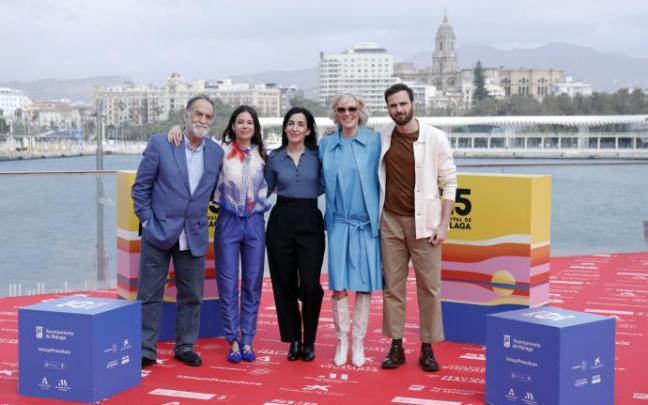 'Cinco lobitos' ahonda en la maternidad y las relaciones familiares en el 25 Festival de Cine de Málaga.