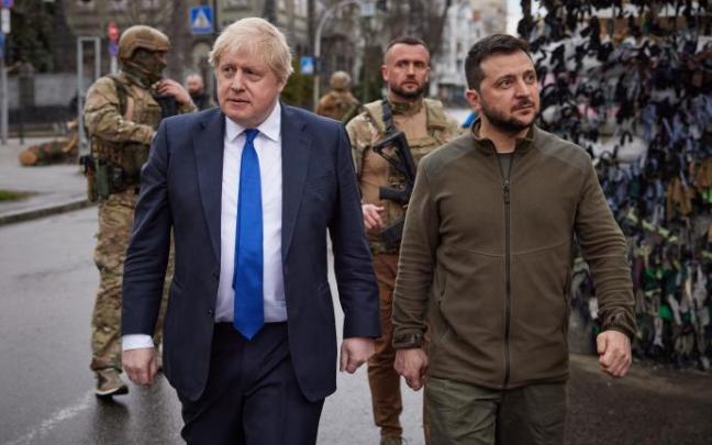 El primer ministro británico, Boris Johnson, y el presidente de Ucrania, Volodimir Zelenski. El primer ministro británico, Boris Johnson, y el presidente de Ucrania, Volodimir Zelenski.
