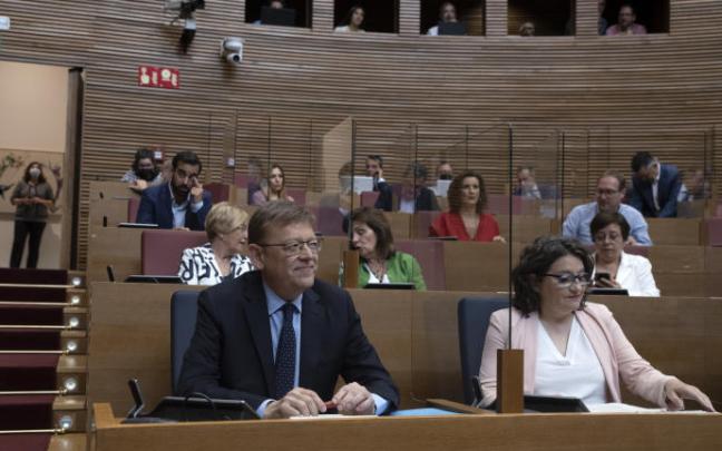 El president de la Generalitat Valenciana, Ximo Puig y la vicepresidenta del Consell, Mónica Oltra. El president de la Generalitat Valenciana, Ximo Puig y la vicepresidenta del Consell, Mónica Oltra.
