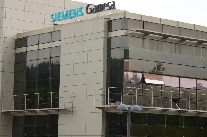 Fachada del edificio de Siemens Gamesa en el parque tecnológico de Zamudio.