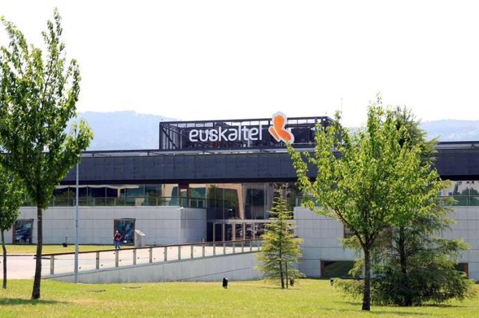 El Gobierno vasco valorará participar en Euskaltel "si es posible" tras la OPA