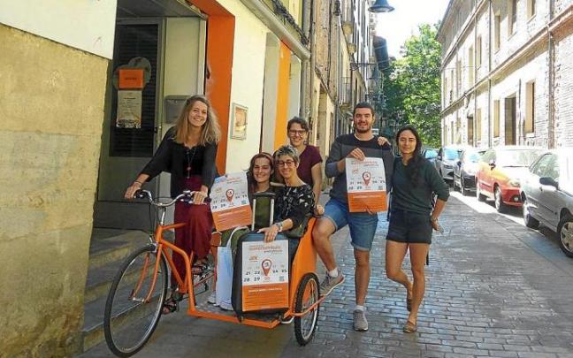 Lerro hauekin batera agertzen den irudian, aurrematrikula aurkezteko egindako irudia. Argazkia: Utzita