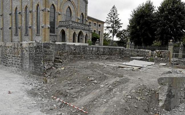 Expolio arqueológico en la noria de sangre de la Txantrea, 2020