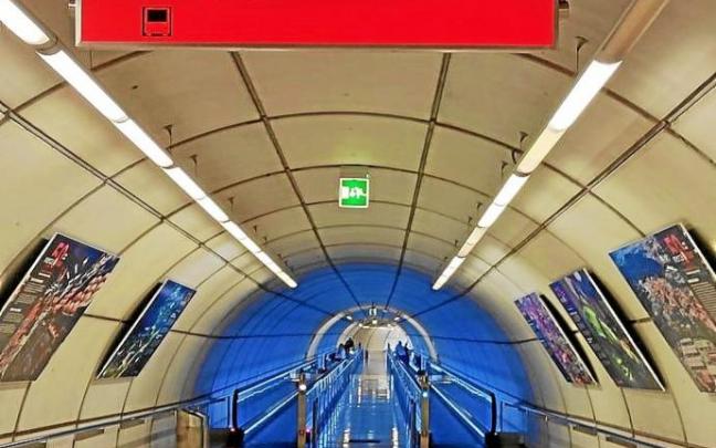 La muestra se puede visitar en el metro. Foto: Mercabilbao La muestra se puede visitar en el metro. Foto: Mercabilbao