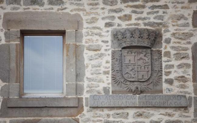 Exterior de la sede de la Asociación de Concejos de Álava. Exterior de la sede de la Asociación de Concejos de Álava.
