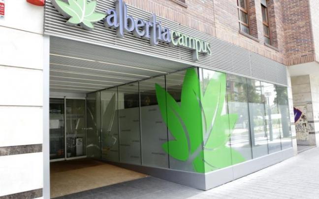 Exterior / fachada de la residencia de ancianos Albertia Campus.