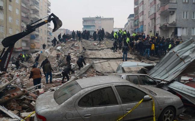 La devastación provocada por la cadena de terremotos que ha sacudido Turquía y Siria