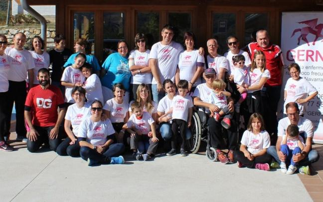 Personas del Grupo de Enfermedades Raras de Navarra, en Cinfa. Personas del Grupo de Enfermedades Raras de Navarra, en Cinfa.