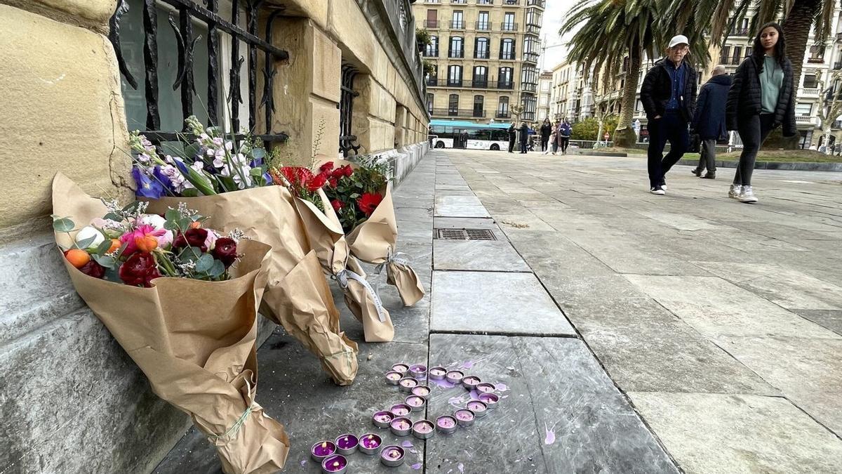 Flores en recuerdo de Lukas Agirre