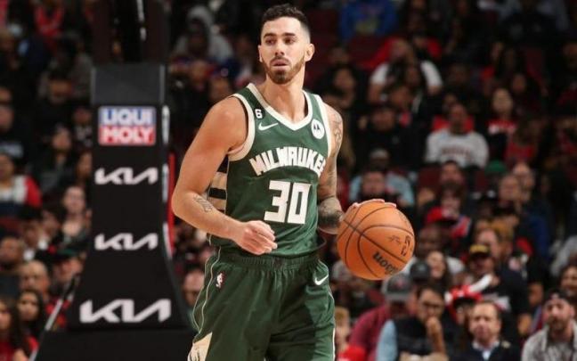 Luca Vildoza, durante un partido con los Milwaukee Bucks de la pasada temporada