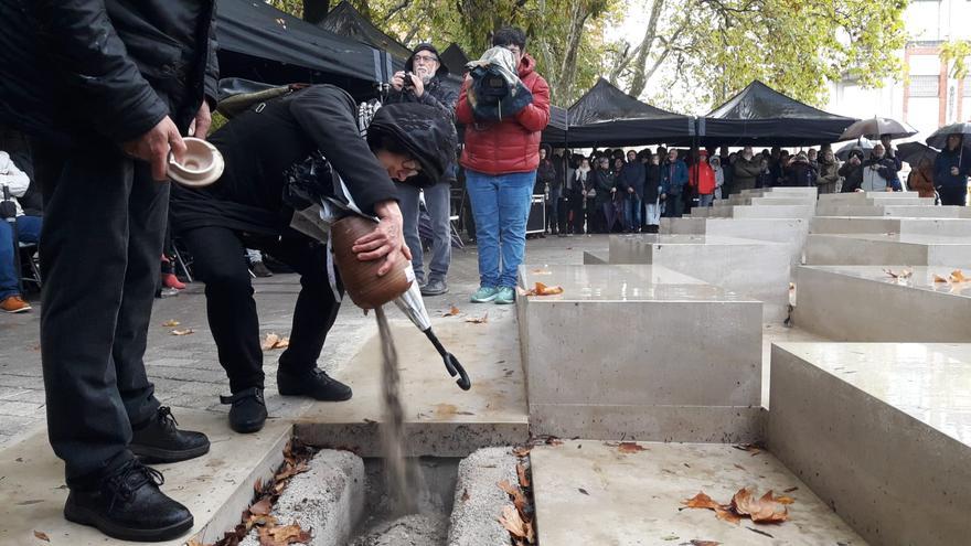 Inaugurado en Pamplona el Memorial de los Centros de Detención