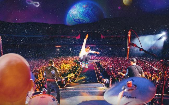El directo de Coldplay, uno de los m&aacute;s potentes del panorama musical, con espect&aacute;culo de luz y sonido.