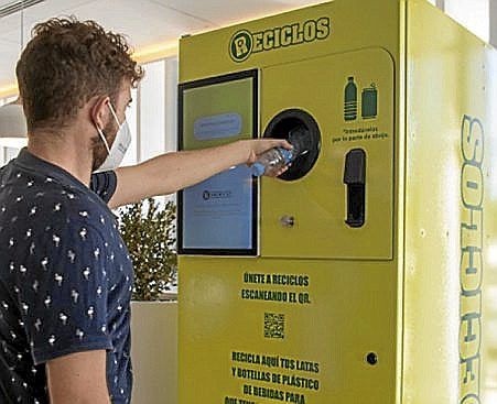 Reciclos premia por reciclar.