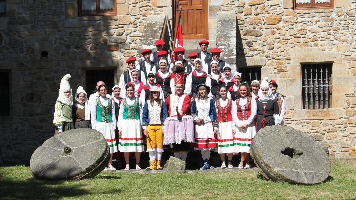 Amilotx Dantza Taldea fue creado en 2003.