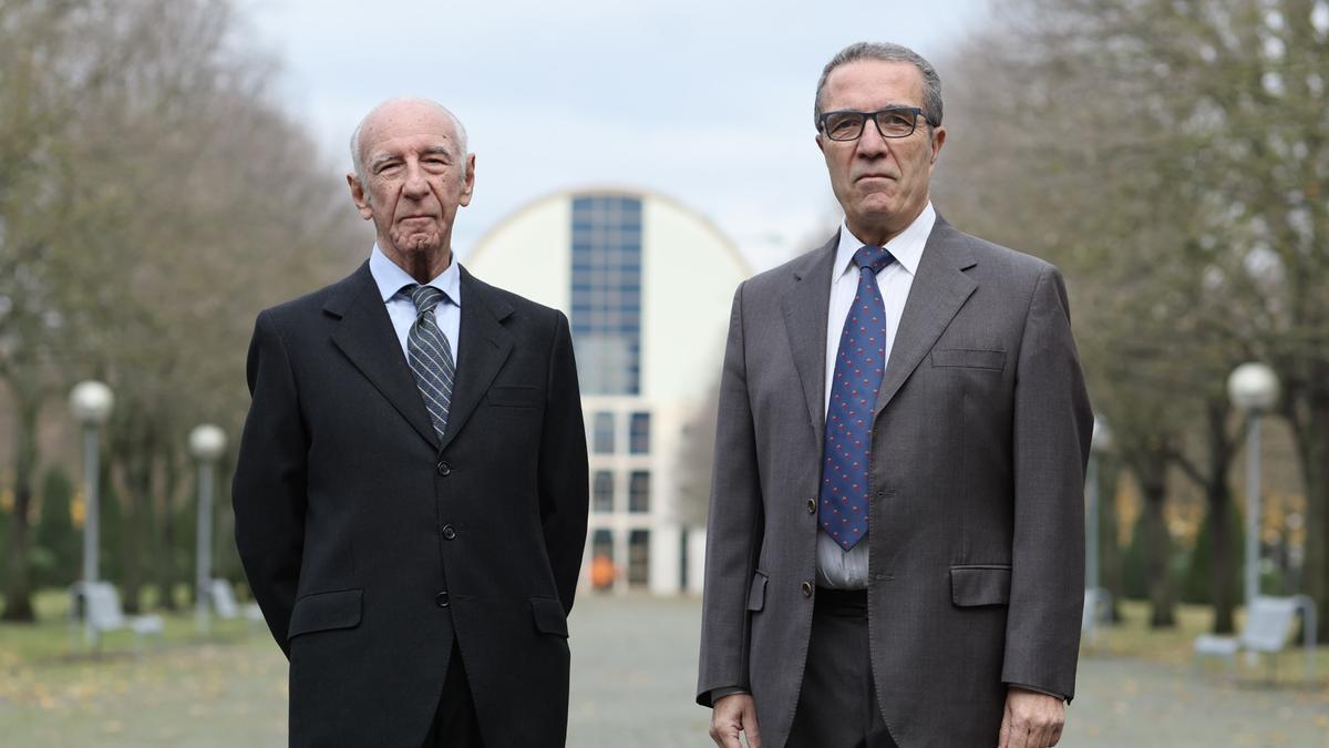 Joaquín Mencos, presidente del jurado y vicepresidente de la Fundación Brunet, y Patricia Hernández, vocal del jurado.