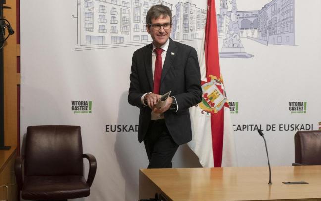 Urtaran habla sobre su marcha del Ayuntamiento