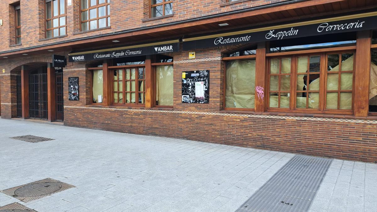 Exterior del bar Zeppelin